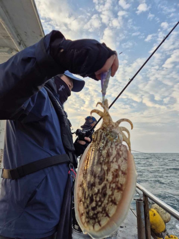 8a04af9542fdd826a282414bd905c883_1763490