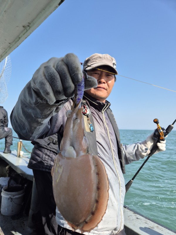 f98a5ea8096fb6c37cf3dd50834d88bd_1762678